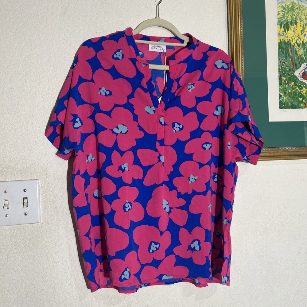 Emily Wonder Pink Vibrant Floral Blouse Size L NWT